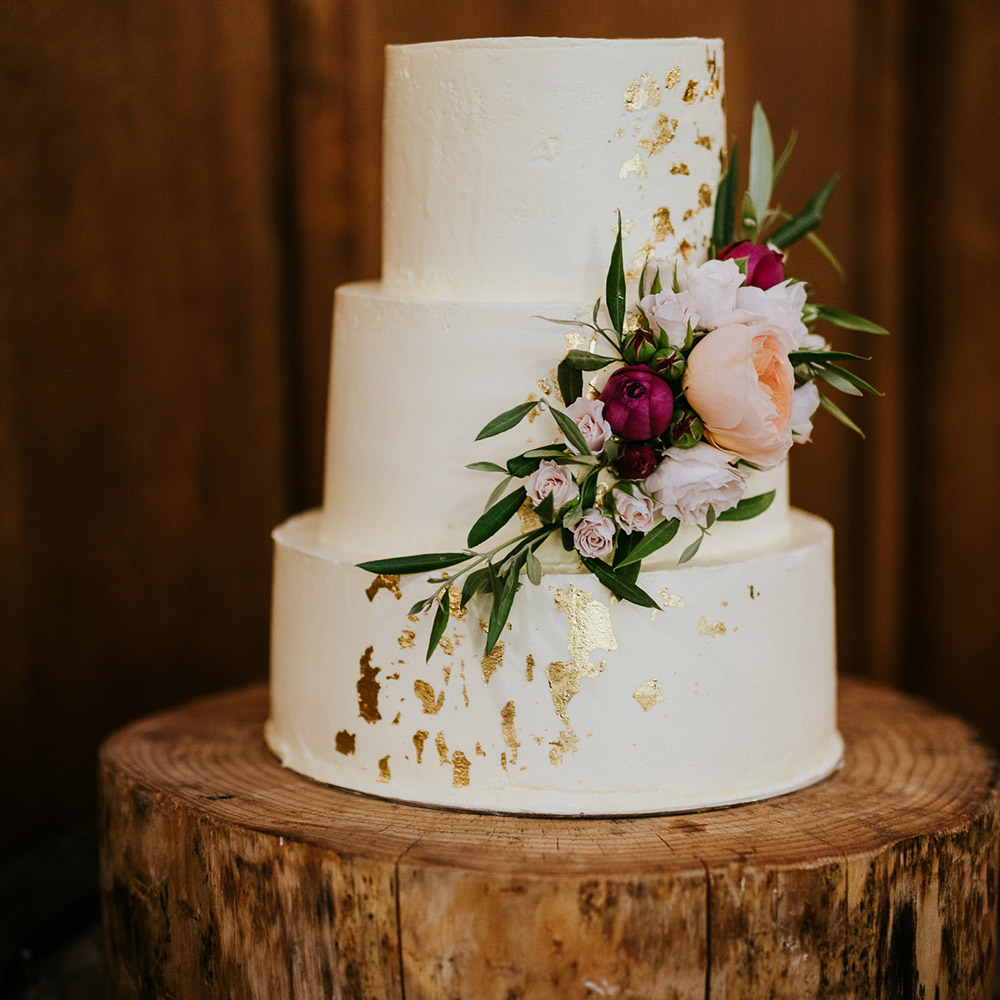 Amazing Wedding Cakes | Christchurch Based Wedding Cake Makers