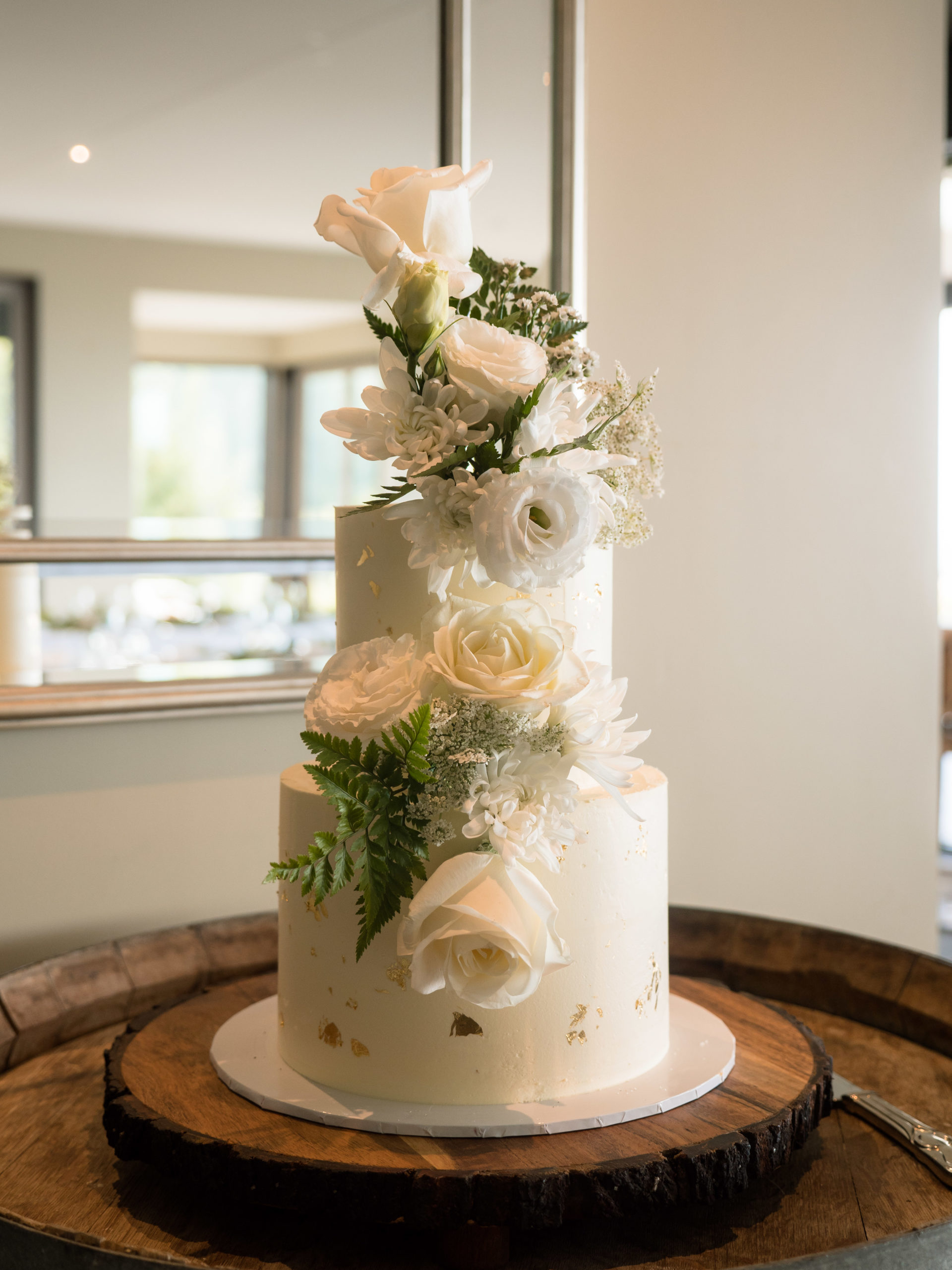 Two Tier White And Gold Wedding Cake, The Cake Eating Company, Christchurch, Photo Credit Frameboy Weddings