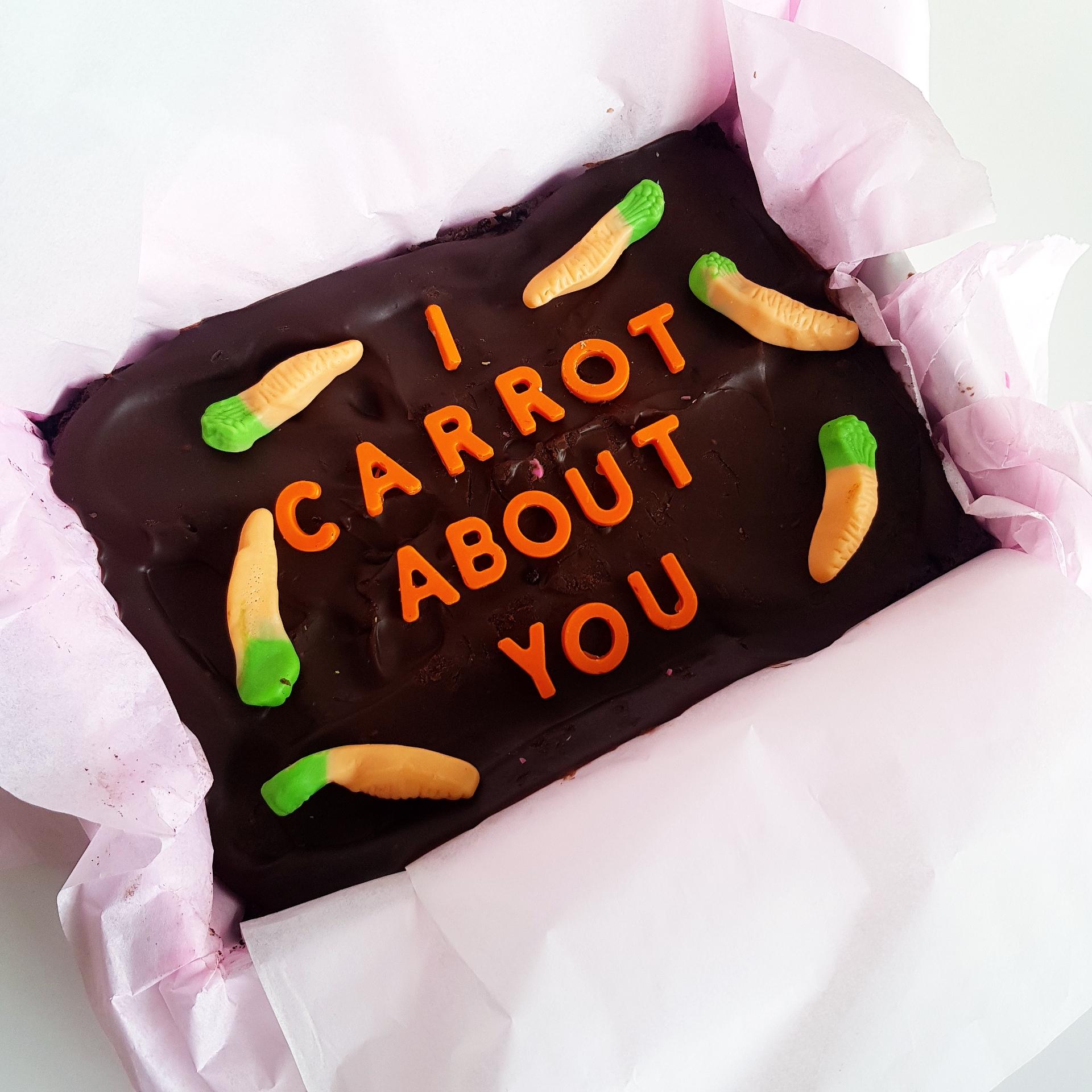 Brownie Message Box – I Carrot About You