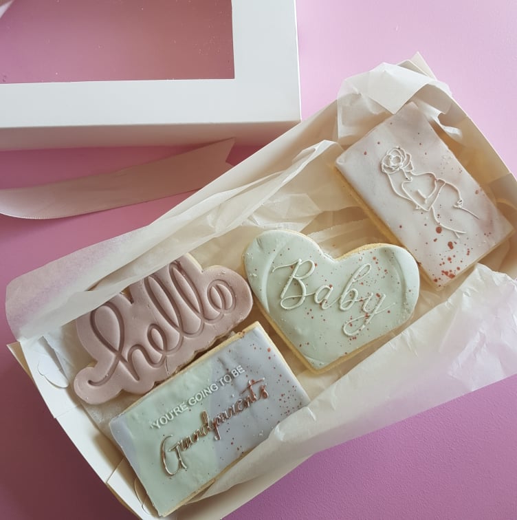 Hello Baby Cookie Box – “You’re Going To Be Grandparents”