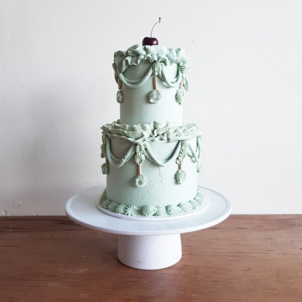 4x4, 6x6, soft green lambeth cake, The Cake Eating Company